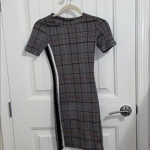 Plaid body-con dress